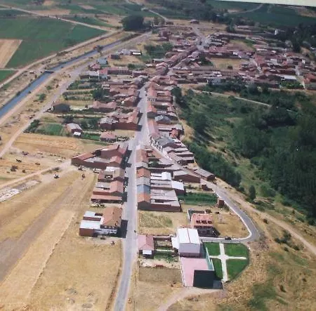Miradoralaribera Rural * Alcoba de la Ribera