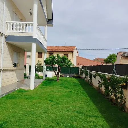 Holiday home Miradoralaribera Rural